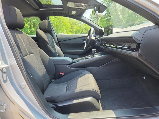 Photo of 2024 Solar Silver Metallic Honda Accord Hybrid