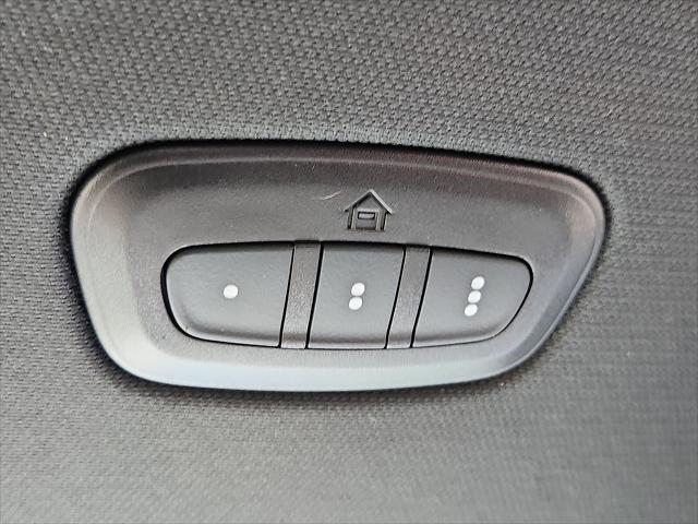 Photo of 2022 Billet Silver Metallic Clearcoat RAM 1500