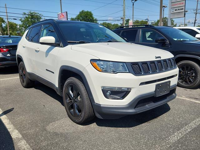 Photo of 2021 White Clearcoat Jeep Compass