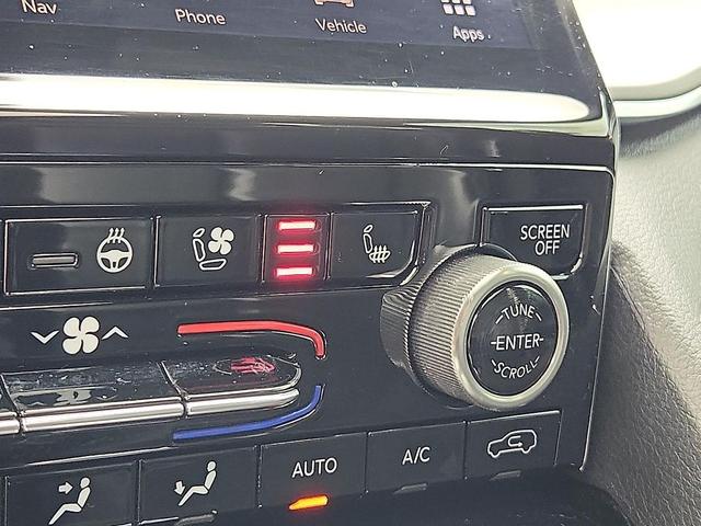 Photo of 2021 Silver Zynith Jeep Grand Cherokee L