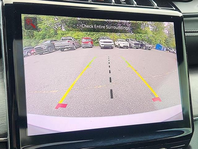 Photo of 2021 Silver Zynith Jeep Grand Cherokee L