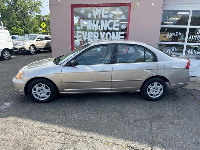Photo of 2002 GOLD Honda Civic