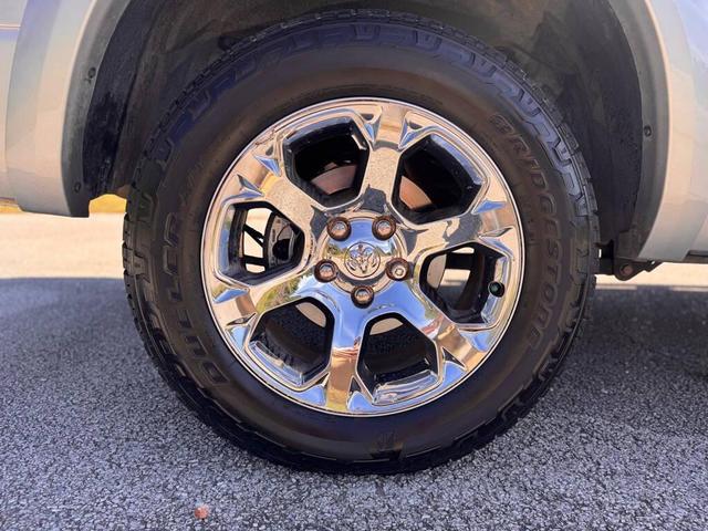 Photo of 2017 Bright Silver Metallic Clearcoat RAM 1500