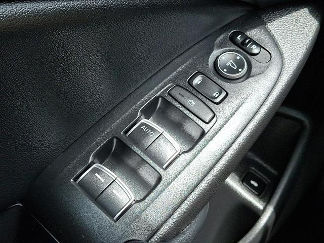 Photo of 2022 Platinum White Pearl Honda Accord