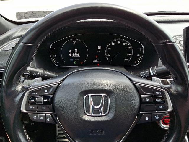 Photo of 2022 Platinum White Pearl Honda Accord