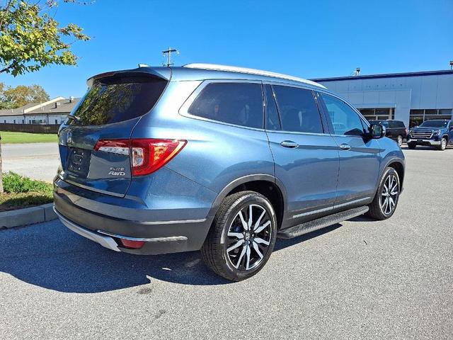 Photo of 2019 Steel Sapphire Metallic Honda Pilot