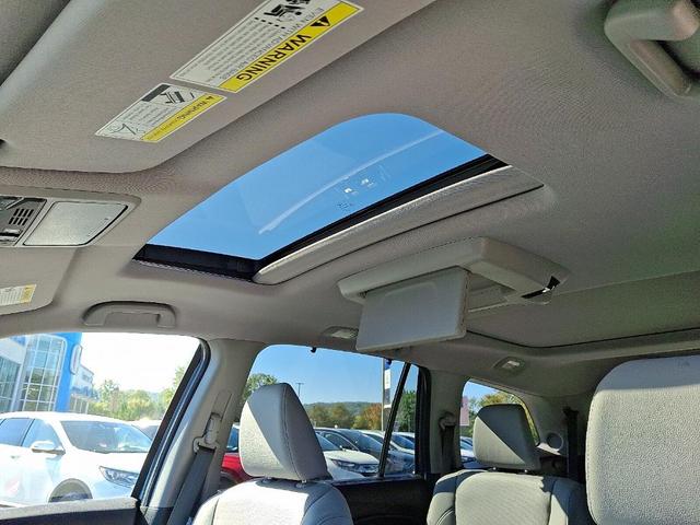 Photo of 2019 Steel Sapphire Metallic Honda Pilot