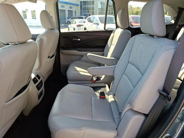 Photo of 2019 Steel Sapphire Metallic Honda Pilot