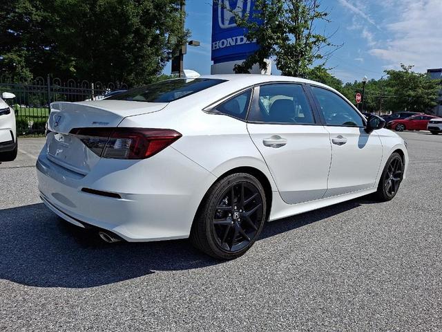 Photo of 2025 Platinum White Pearl Honda Civic