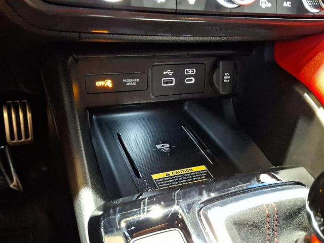 Photo of 2024 Majestic Black Pearl Acura Integra