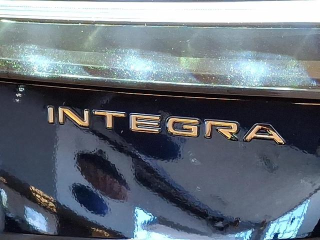 Photo of 2024 Majestic Black Pearl Acura Integra