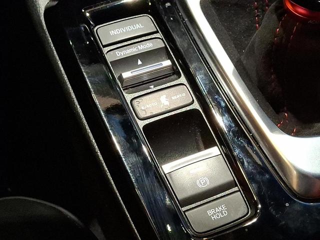 Photo of 2024 Majestic Black Pearl Acura Integra