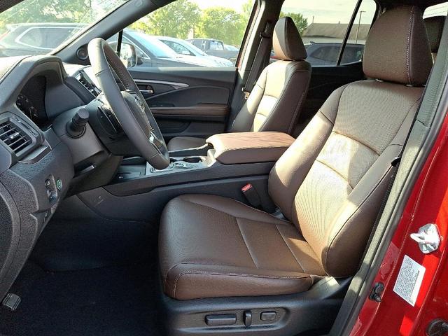 Photo of 2025 Radiant Red Metallic II Honda Ridgeline