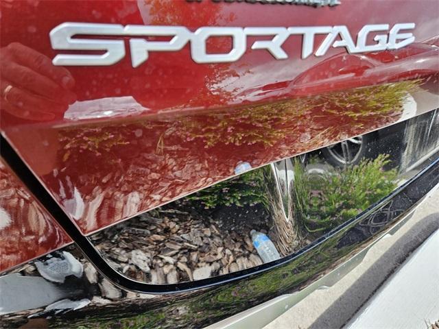 Photo of 2023 Red Kia Sportage