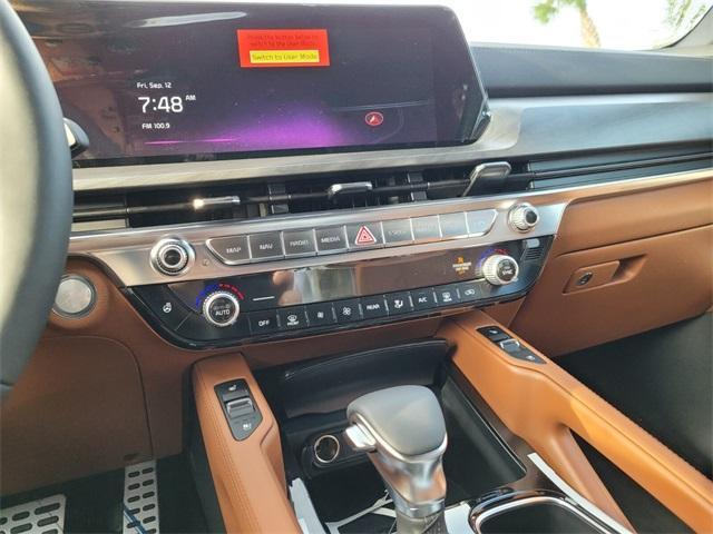 Photo of 2025 Jungle Green Kia Telluride