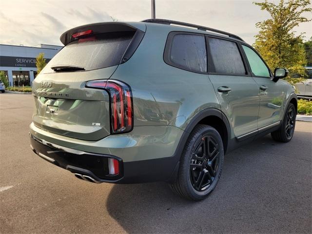 Photo of 2025 Jungle Green Kia Telluride