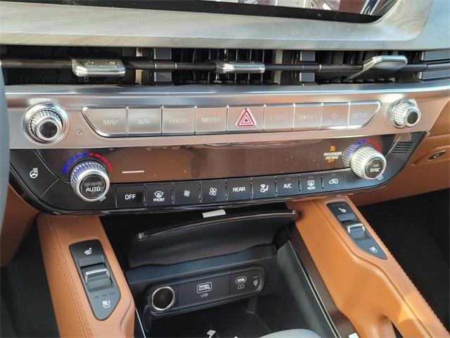 Photo of 2025 Jungle Green Kia Telluride