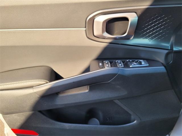 Photo of 2025 Wolf Gray Kia Sorento