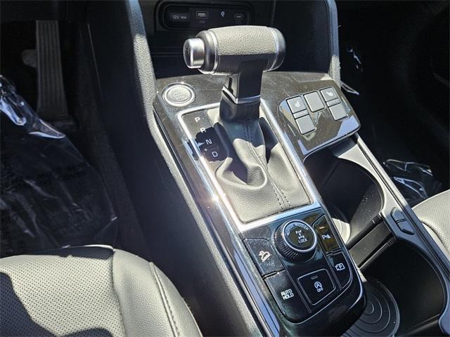 Photo of 2023 Ebony Black Kia Sportage