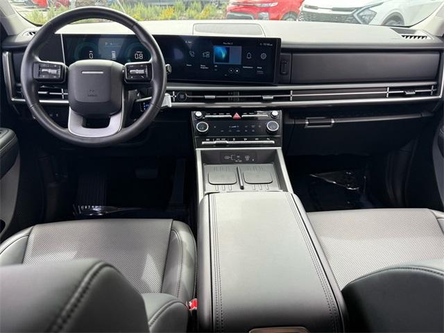 Photo of 2024 Phantom Black Hyundai SANTA FE