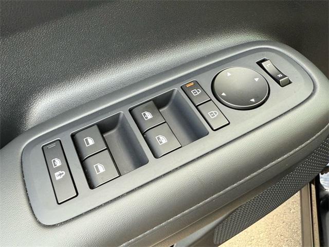 Photo of 2024 Phantom Black Hyundai SANTA FE