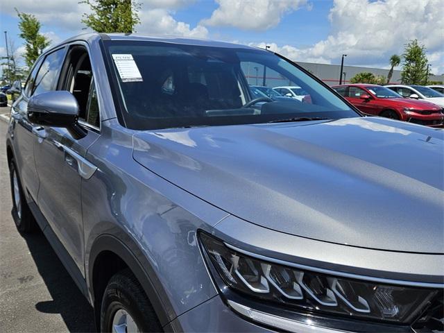 Photo of 2023 Everlasting Silver Kia Sorento