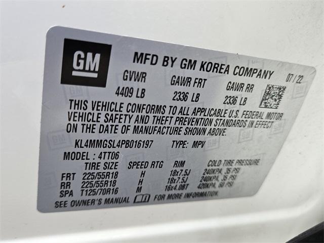 Photo of 2023 Summit White Buick Encore GX