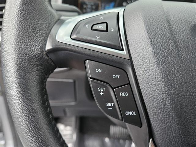 Photo of 2024 Silver Metallic Ford Edge