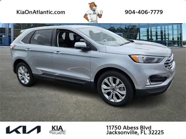 Photo of 2024 Silver Metallic Ford Edge