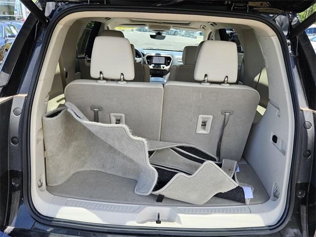 Photo of 2022 Ebony Twilight Metallic GMC Acadia