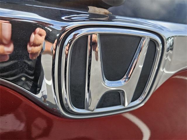 Photo of 2018 Molten Lava Pearl Honda CR-V