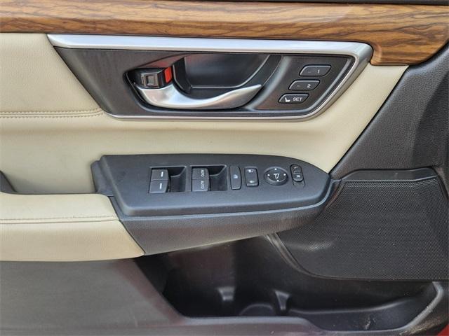 Photo of 2018 Molten Lava Pearl Honda CR-V