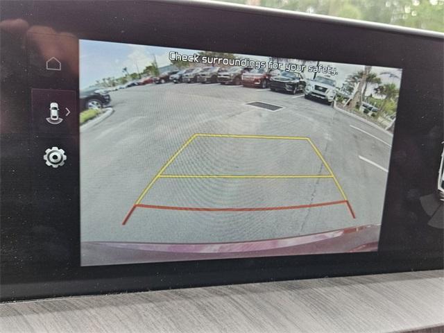 Photo of 2024 Red Kia Telluride