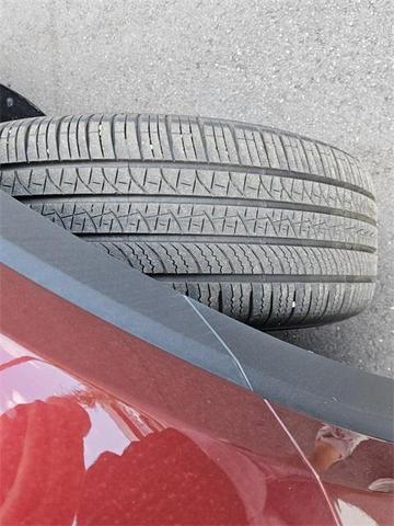 Photo of 2024 Red Kia Telluride