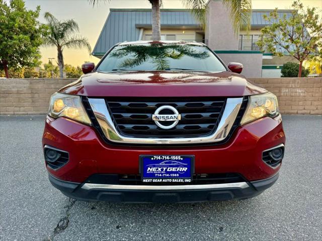 2017 Nissan Pathfinder