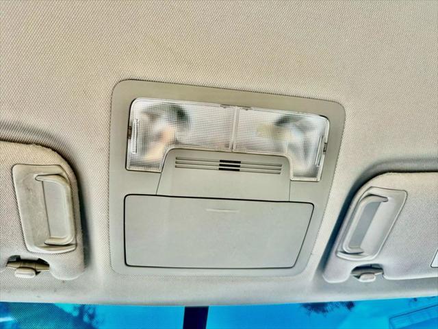 Photo of 2014 White Toyota Camry