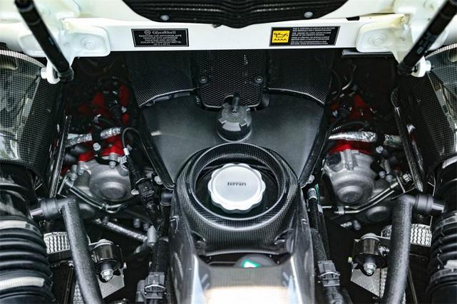 Photo of 2022 Bianco Italia Ferrari F8 Spider