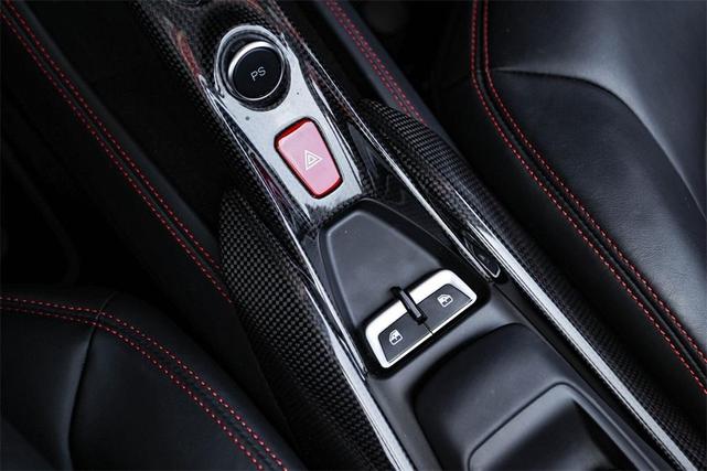Photo of 2022 Bianco Italia Ferrari F8 Spider