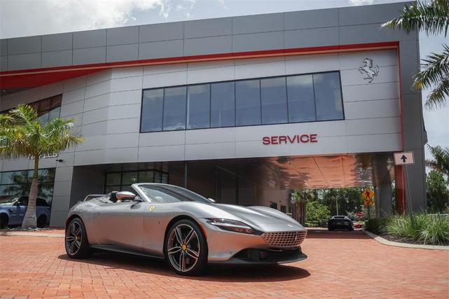 Photo of 2024 Grigio Titanio Metallic Ferrari Roma Spider