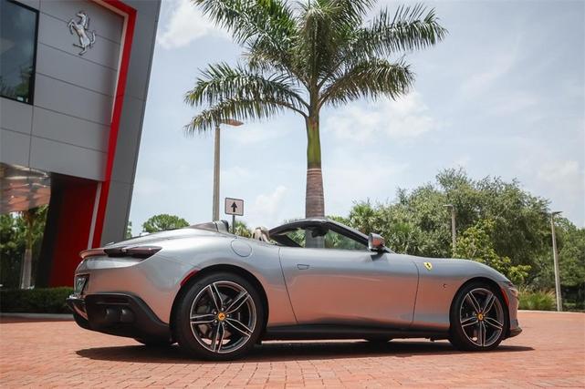Photo of 2024 Grigio Titanio Metallic Ferrari Roma Spider