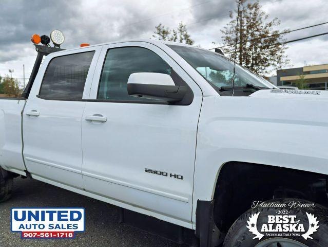 Photo of 2016 White Chevrolet Silverado 2500