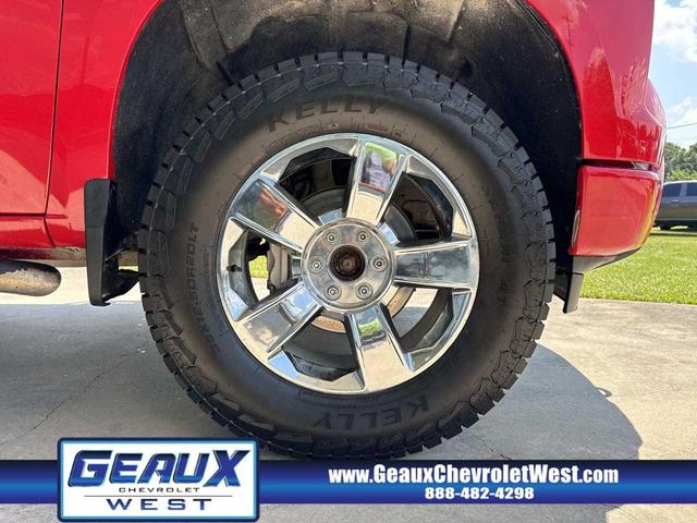 Photo of 2022 Red Chevrolet Silverado 1500