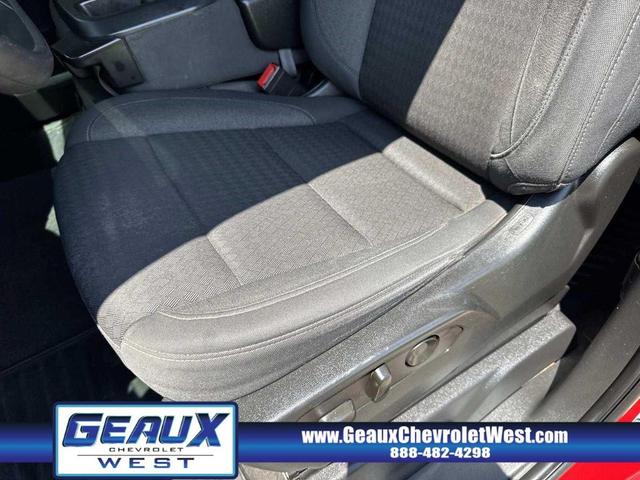 Photo of 2022 Red Chevrolet Silverado 1500