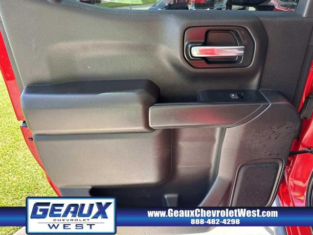 Photo of 2022 Red Chevrolet Silverado 1500