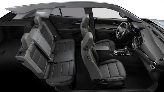 Photo of 2026 White Chevrolet Trax