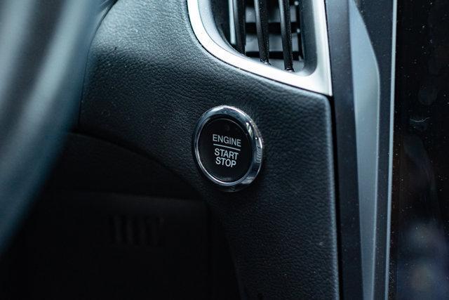 Photo of 2022 Green Ford Edge