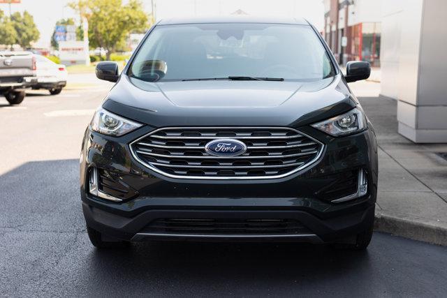 Photo of 2022 Green Ford Edge