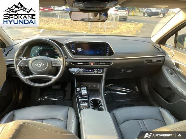 Photo of 2022 Hampton Gray Hyundai SONATA Hybrid