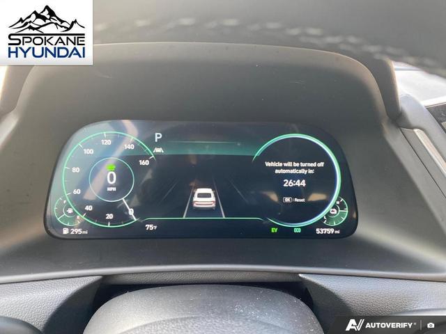 Photo of 2022 Hampton Gray Hyundai SONATA Hybrid