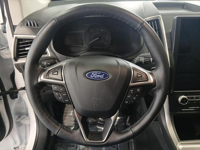 Photo of 2024 White Ford Edge